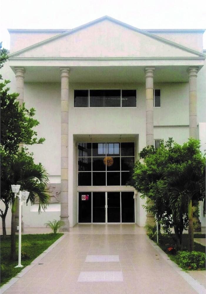 Hotel Quinta De La Rosa Cuautla  ภายนอก รูปภาพ