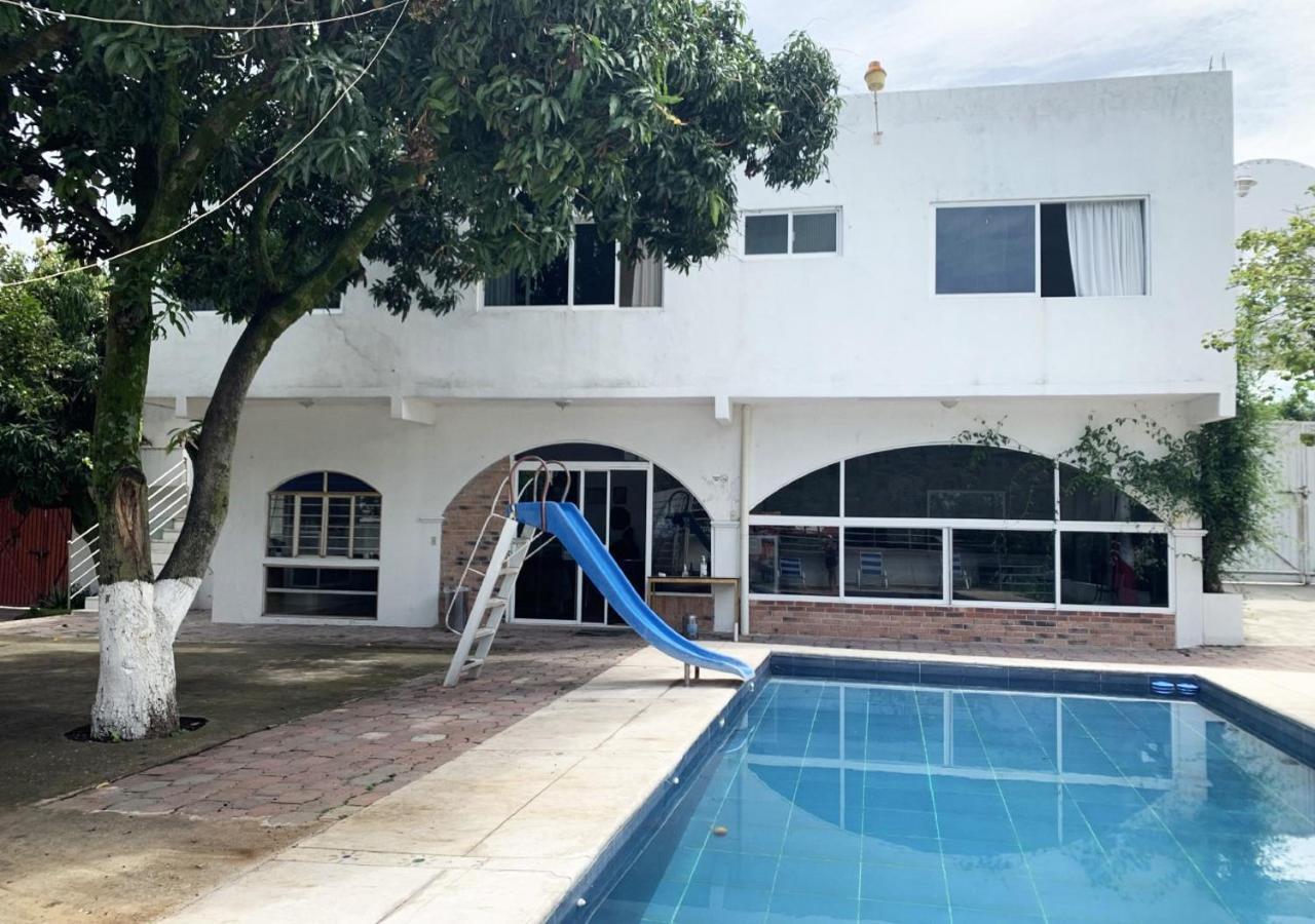 Hotel Quinta De La Rosa Cuautla  ภายนอก รูปภาพ