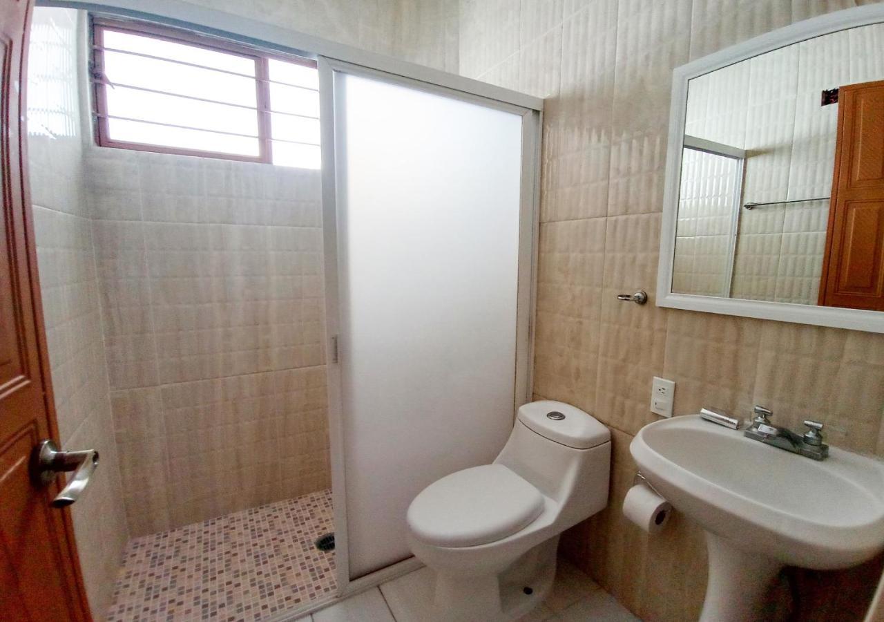 Hotel Quinta De La Rosa Cuautla  ภายนอก รูปภาพ