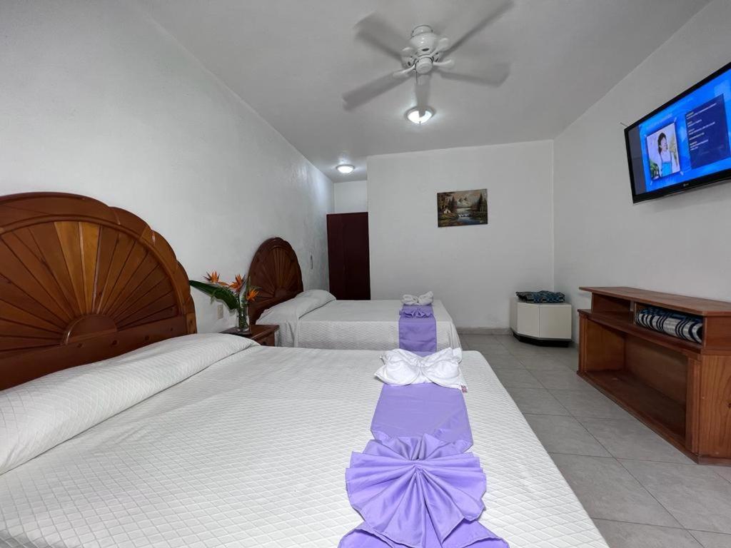 Hotel Quinta De La Rosa Cuautla  ภายนอก รูปภาพ